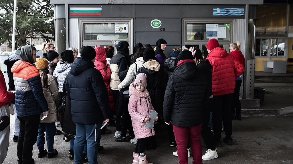 Ukraine-Krieg, Tag 12: Flüchtlinge kommen in Polen an