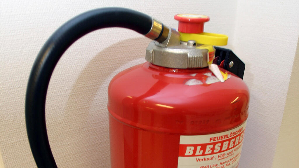 Feuerlöscher, SB