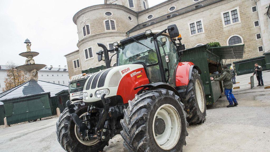 Salzburger Christkindlmarkt 2016: Aufbau gestartet, II