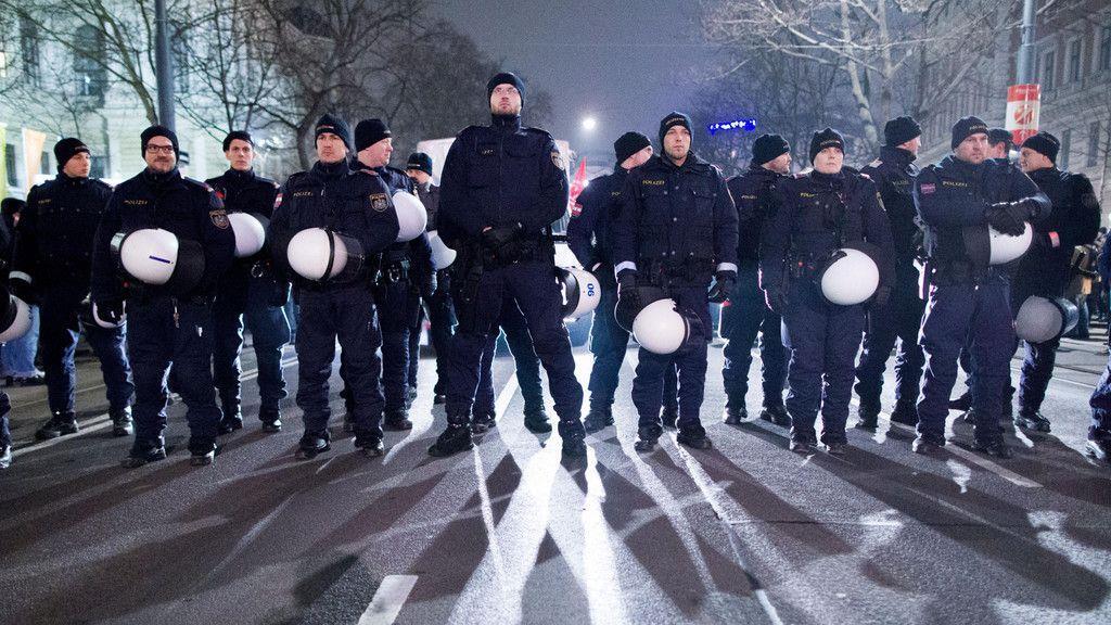Proteste beim Akademikerball