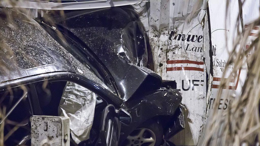 Rudolfsplatz: Alko-Lenker rast in Container
