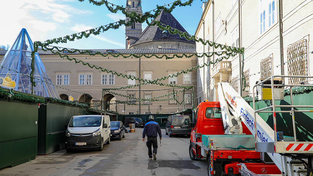 Aufbau Salzburger Christkindlmarkt, 14.11.2024