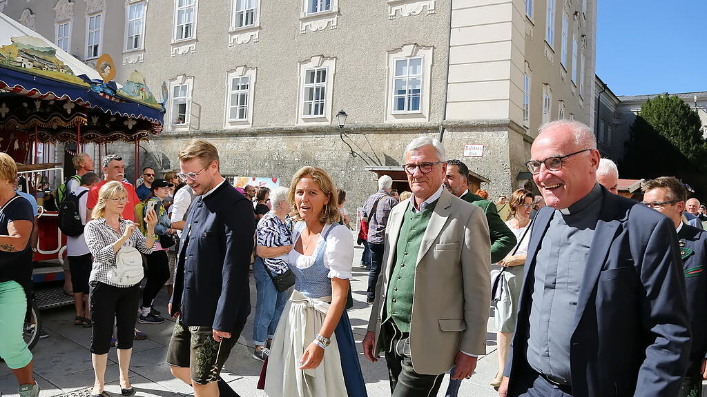 Er\u00f6ffnung Salzburger Rupertikirtag 2023