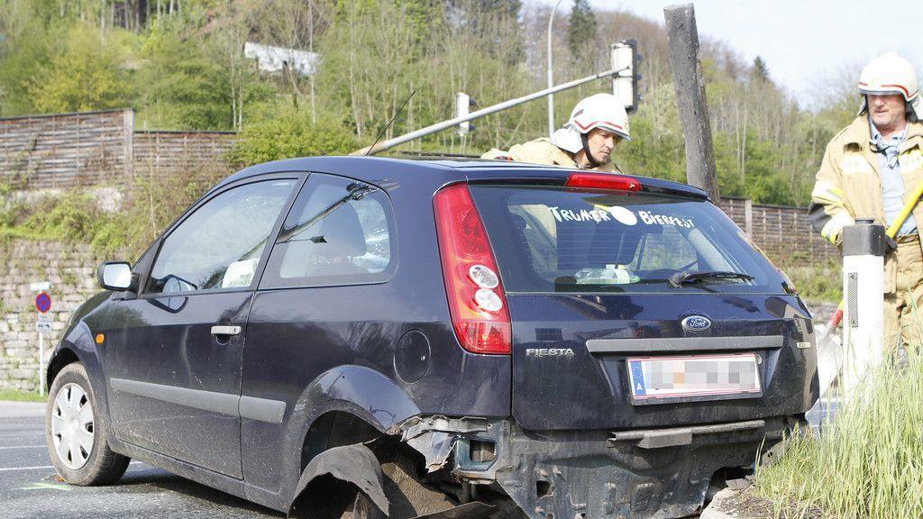 Spektakulärer Crash an MGC Kreuzung in Bergheim