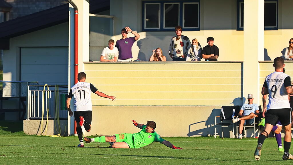 Salzburger Liga: Anthering gegen Hallwang