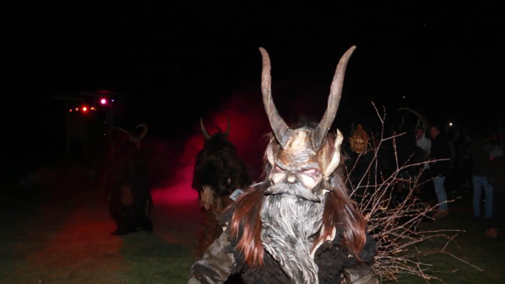 Krampuskränzchen Taxenbach