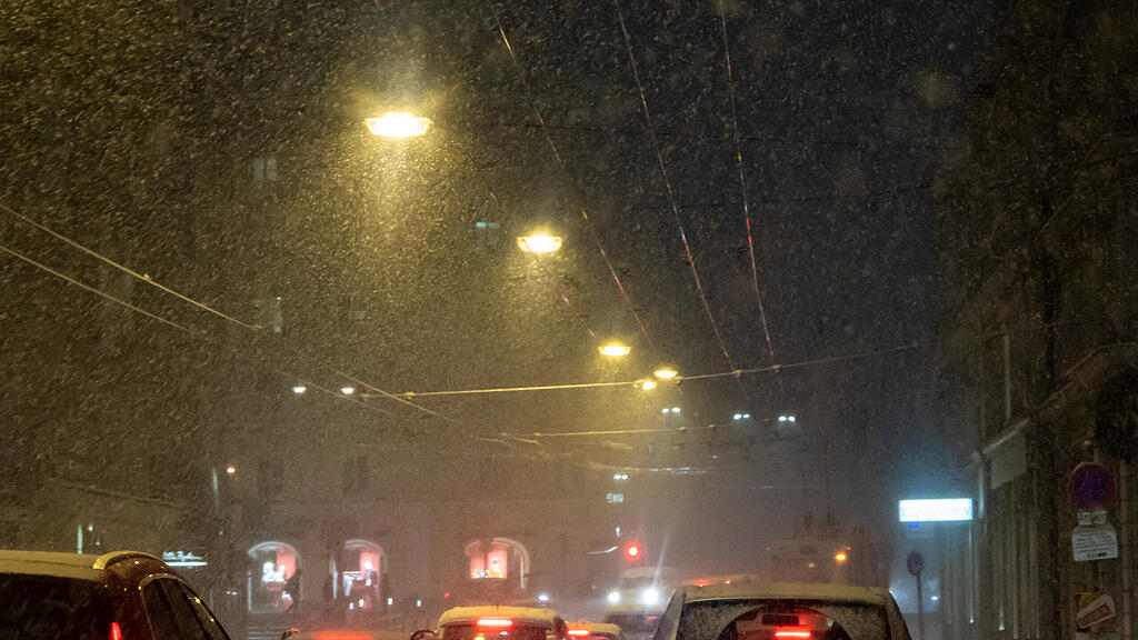Schnee in Salzburg Stadt sorgt für Unfälle und Staus