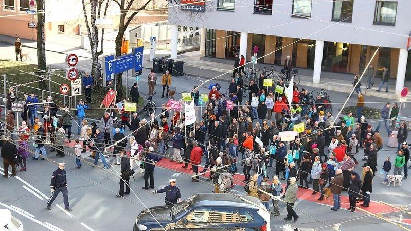 Demo gegen Mönchsberggaragen-Ausbau, I