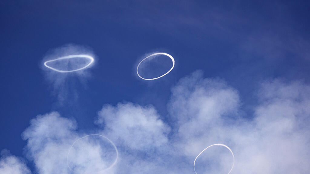 Warum der Ätna kleine Rauchkringel spuckt