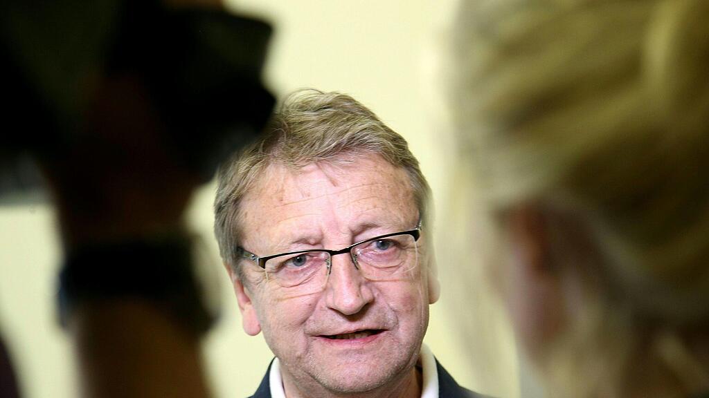 Der Steit um den Parteinamen geht in die nächste Runde.
