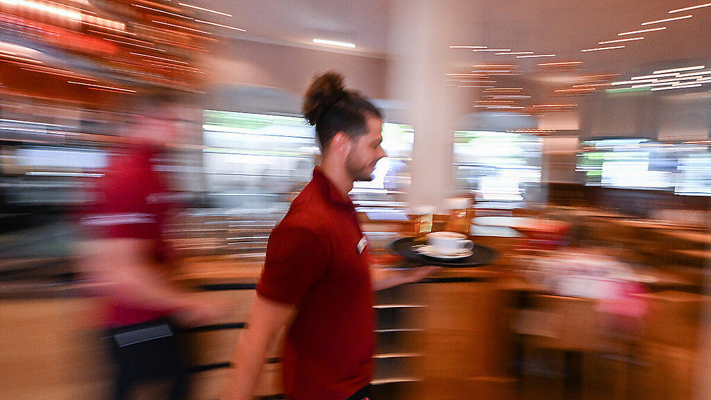 Kellner wird zum Mangelberuf