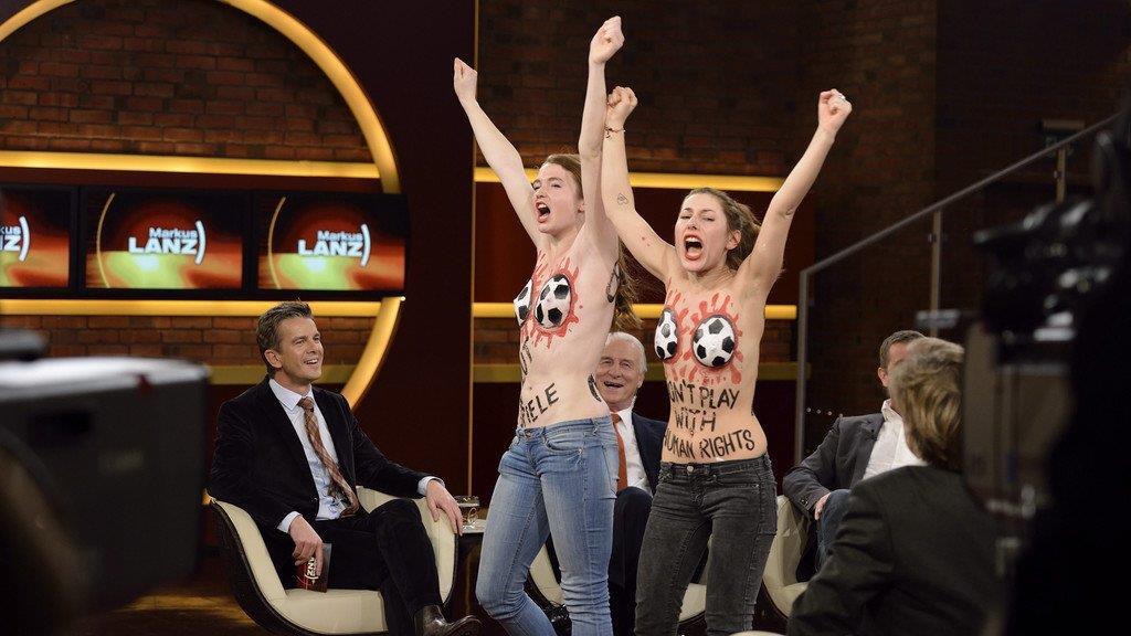Nackter Protest in Lanz Talkshow