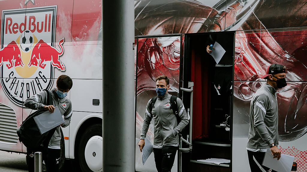 Red Bull Salzburg, Tel Aviv