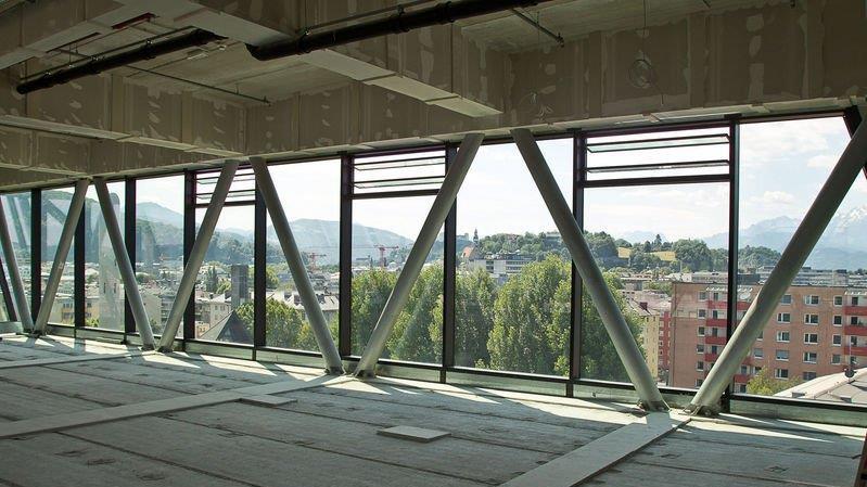 Panoramabar erweitert Stadtbibliothek