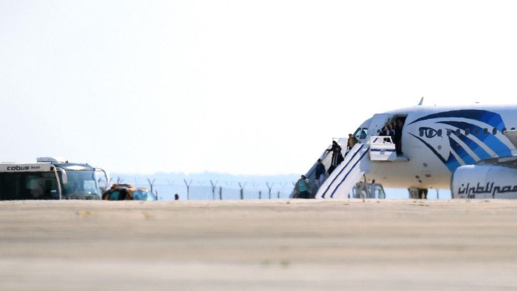 Ägyptisches Flugzeug entführt
