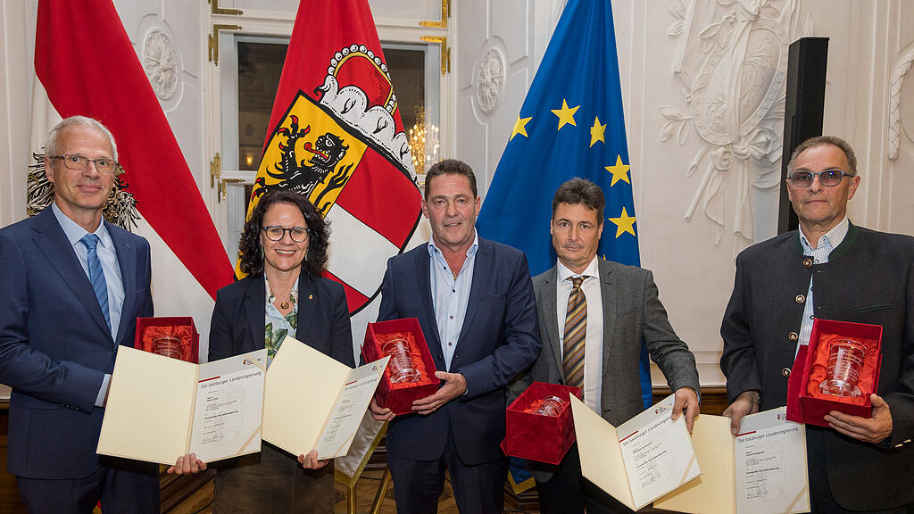 Land Salzburg zeichnet engagierte Personen aus