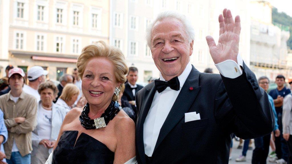 Salzburger Festspielball, III