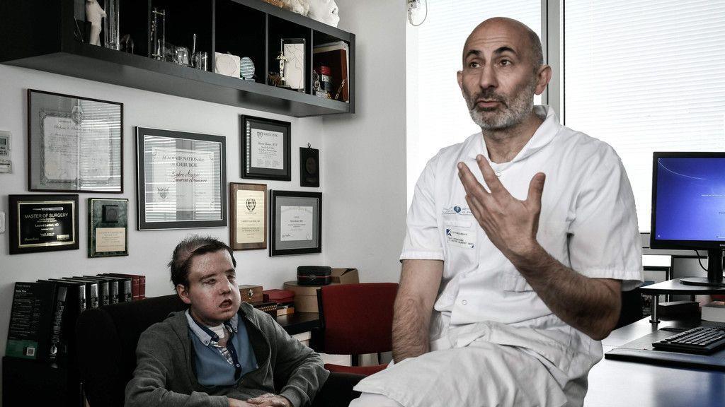 Gesichtstransplantation: Bilder der OP und des Patienten