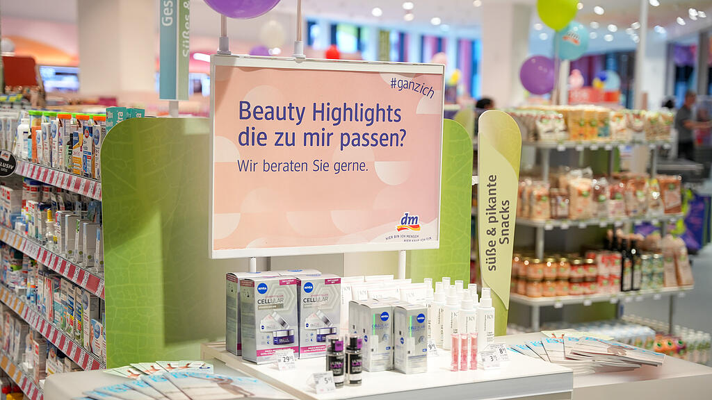 Im Anschluss gab es noch einen Rundgang durch die neue dm- und Billa Plus Filiale.