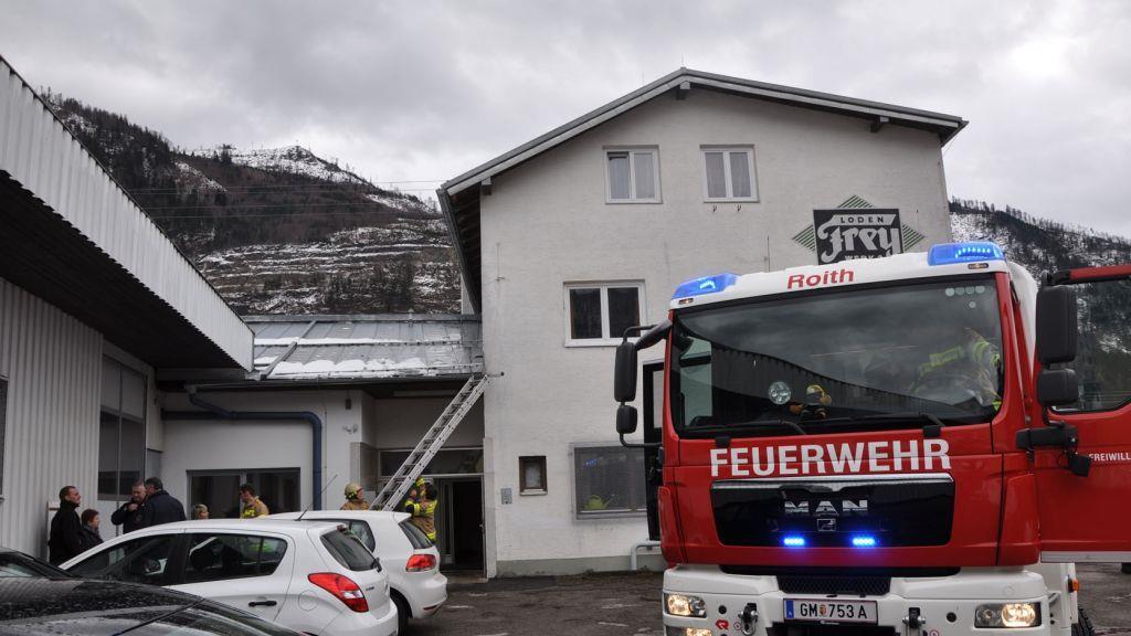 Bilder der Löscharbeiten in Ebensee