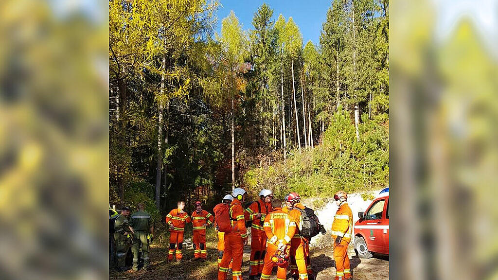 Flughelfer aus Salzburg bei Waldbrand in NÖ