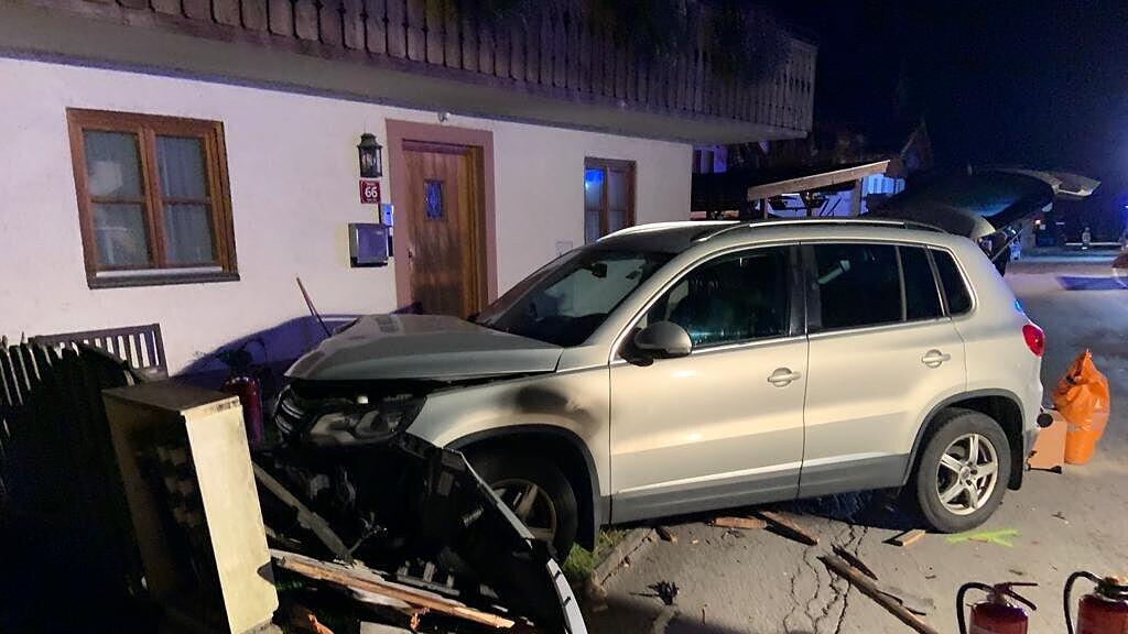 Alkolenker erfasst Fußgänger in Maria Alm