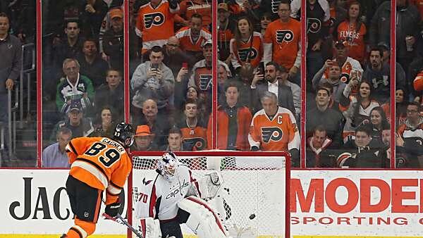 Die Flyers setzten sich gegen das derzeit beste NHL-Team knapp durch