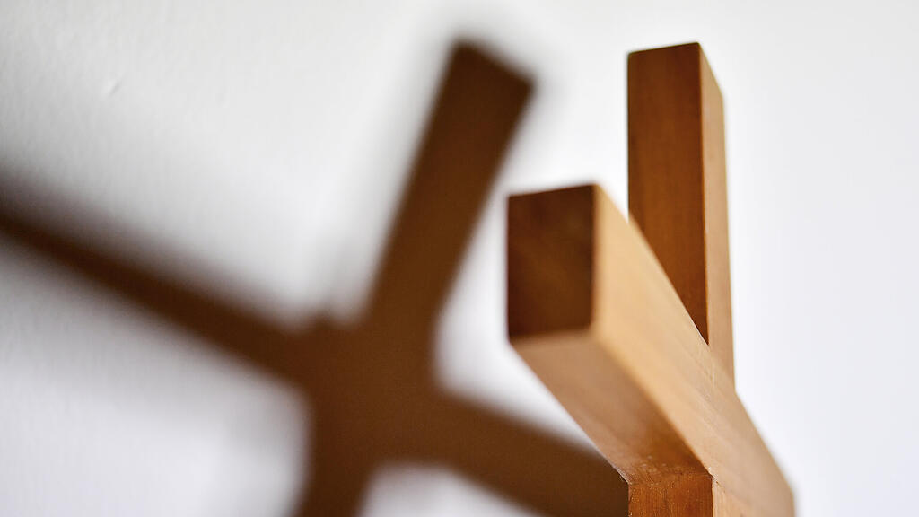 SB, Kreuz, Holzkreuz