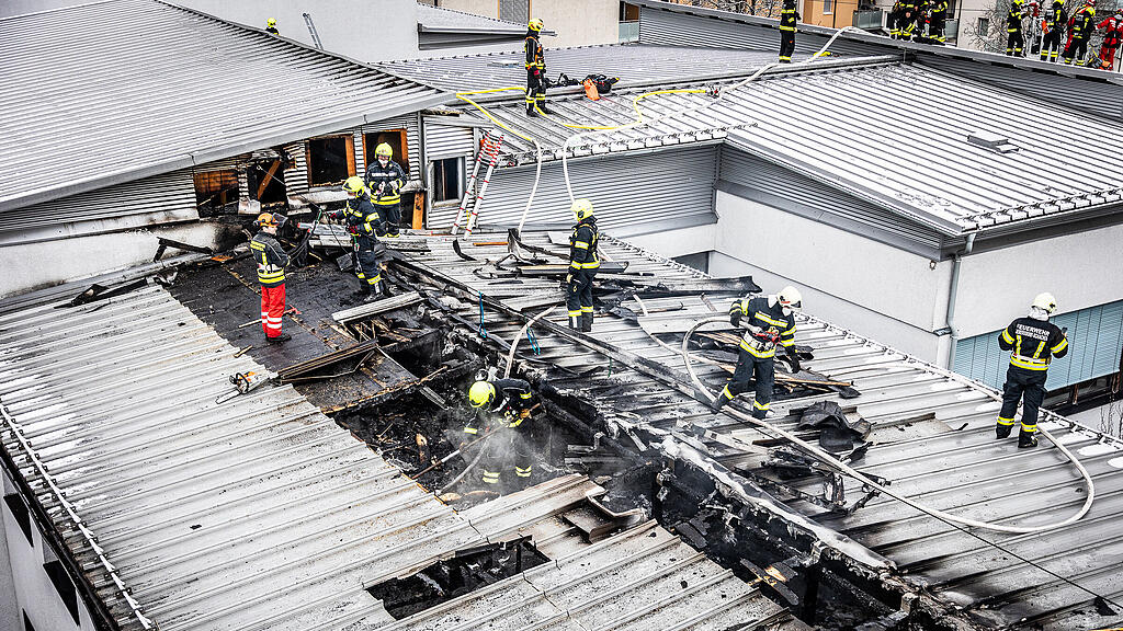 Brand in Volksschule in Neuhofen an der Krems