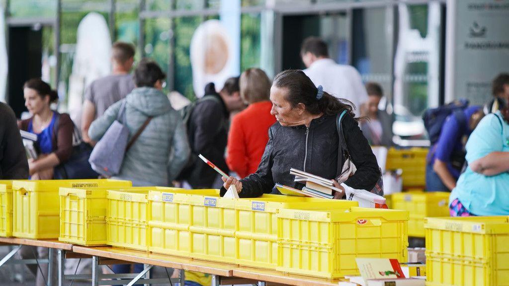Bücherflohmarkt in Lehen