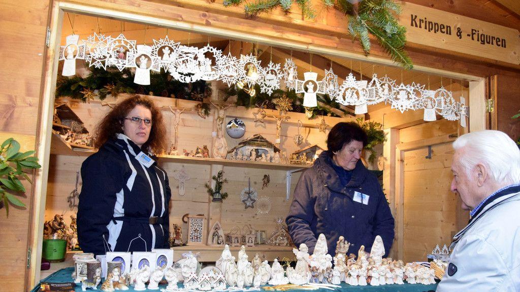 Adventmarkt in St. Leonhard