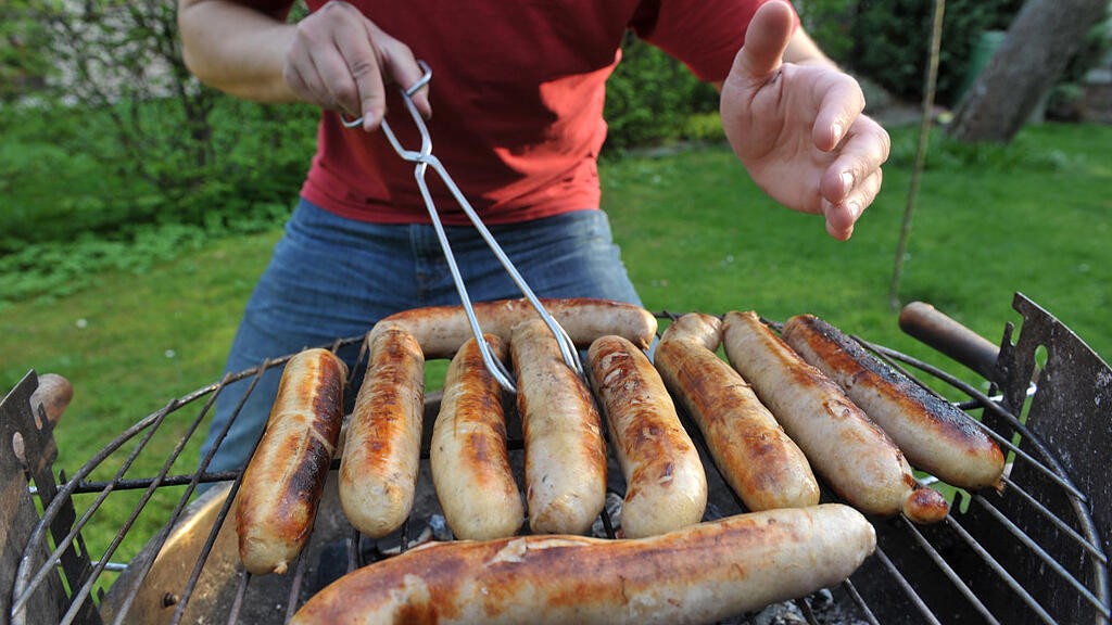 Beliebtestes Grillgut sind Würstel