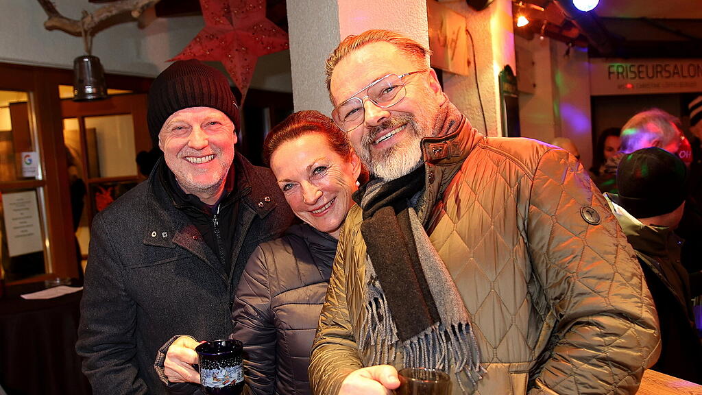 Anifer Krampuslauf am Dorfplatz