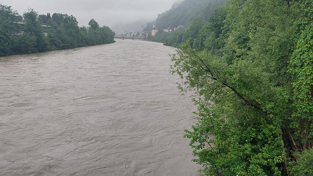Lkw-Bergung_Salzach