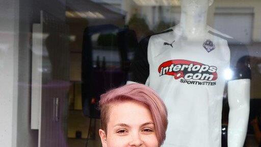 Austria Salzburg eröffnet Fanshop und fixiert ersten Transfer