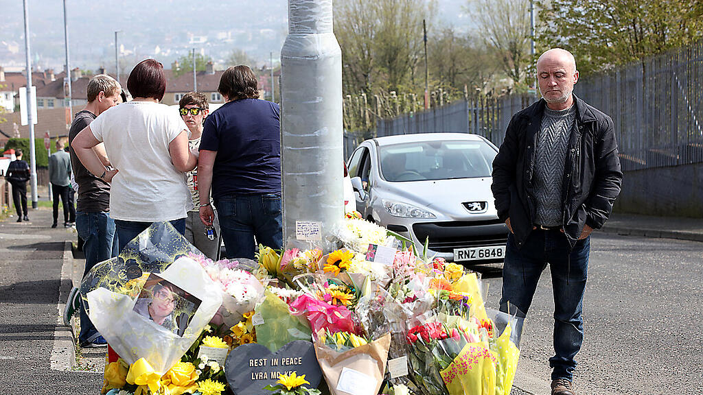 Die 29-Jährige wurde bei Ausschreitungen in Derry erschossen