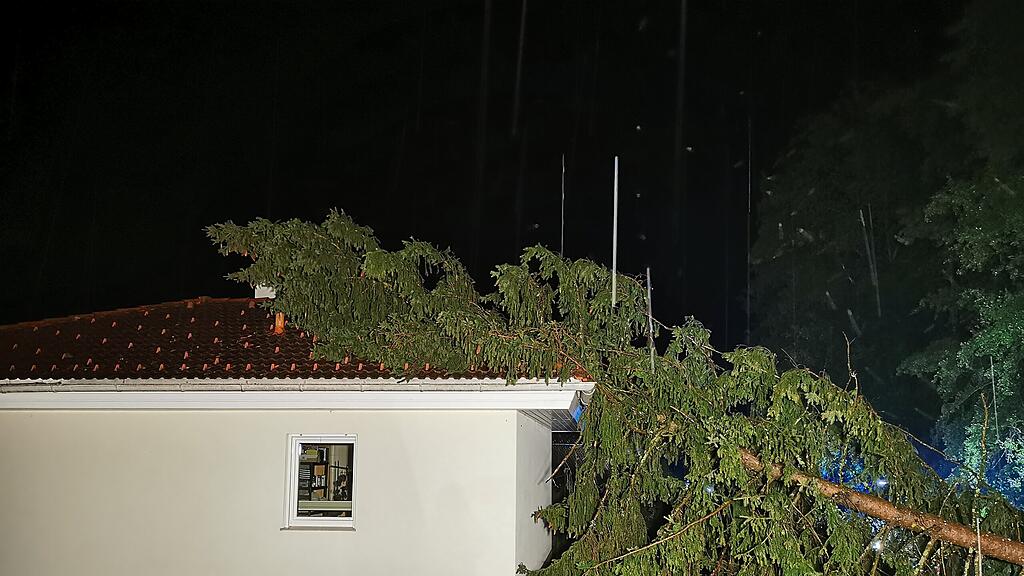 Unwetter-Sch\u00e4den in Lamprechtshausen