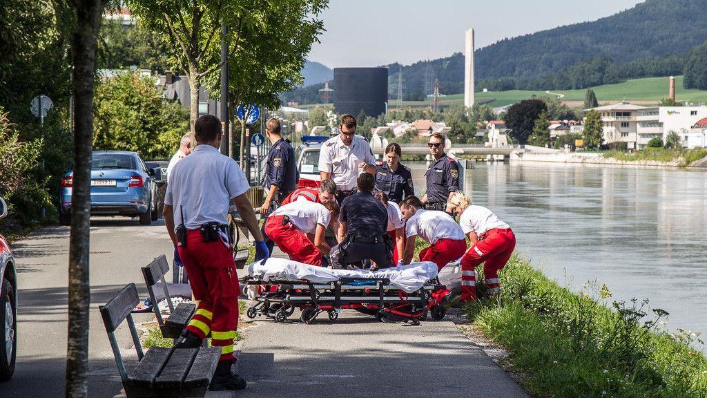Mann aus Salzach gerettet
