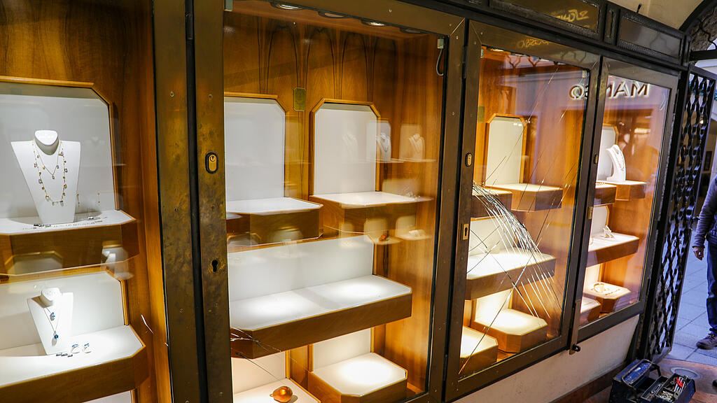 Einbruch bei Juwelier Schneider in Salzburger Altstadt II