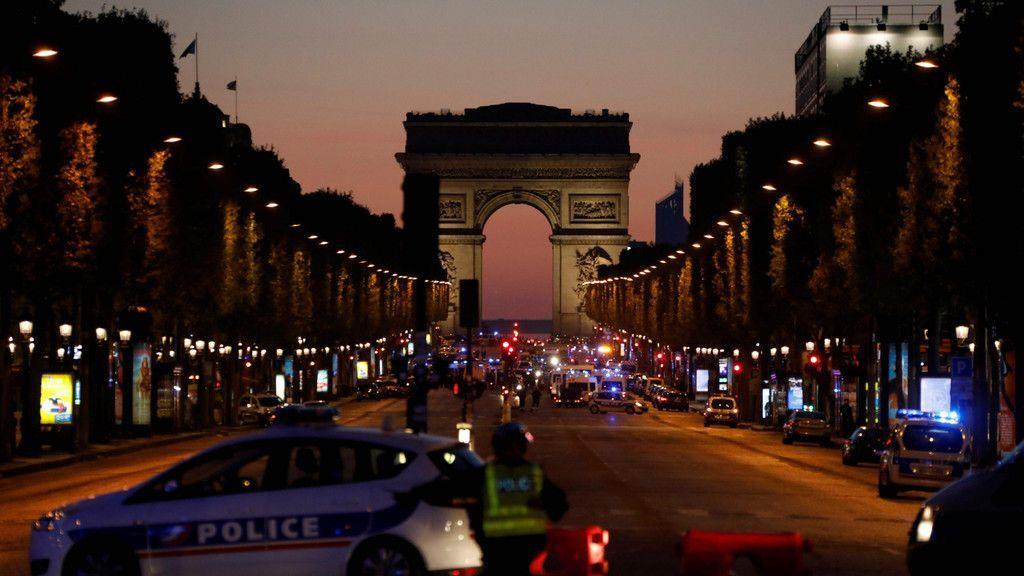 Vermeintlicher IS-Angriff in Paris: Polizist und Angreifer tot