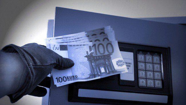 In dem Tresor lag hauptsächlich Bargeld. (Symbolbild)
