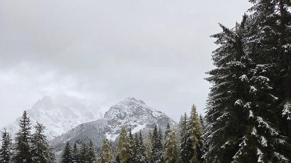 Wintereinbruch in Teilen Salzburgs: Feuerwehren bei zahlreichen Einsätzen gefordert