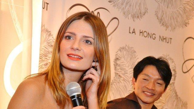 Mischa Barton: La Hong Wien (1)