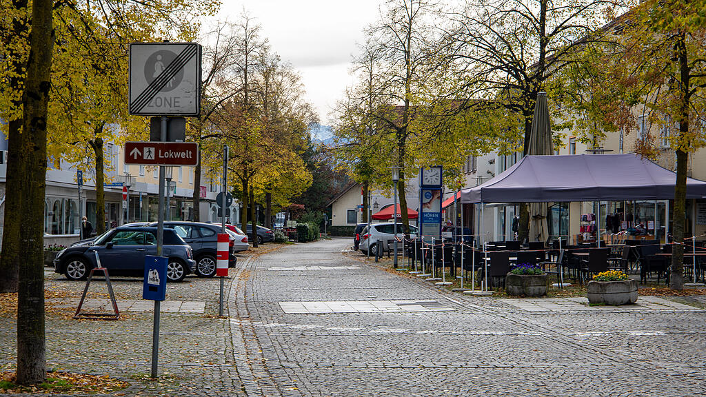 Leere Stra\u00dfen in Freilassing