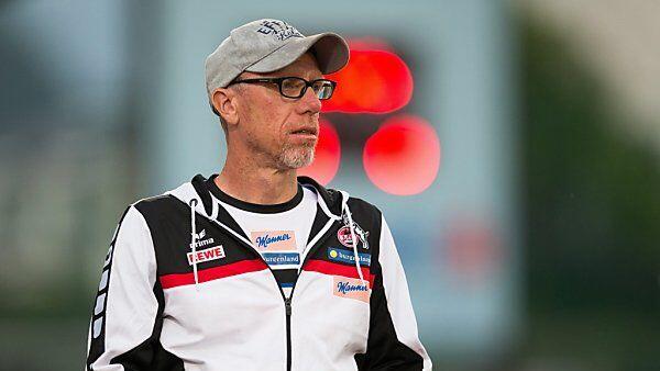 Stöger ließ Hosiner auf der Bank