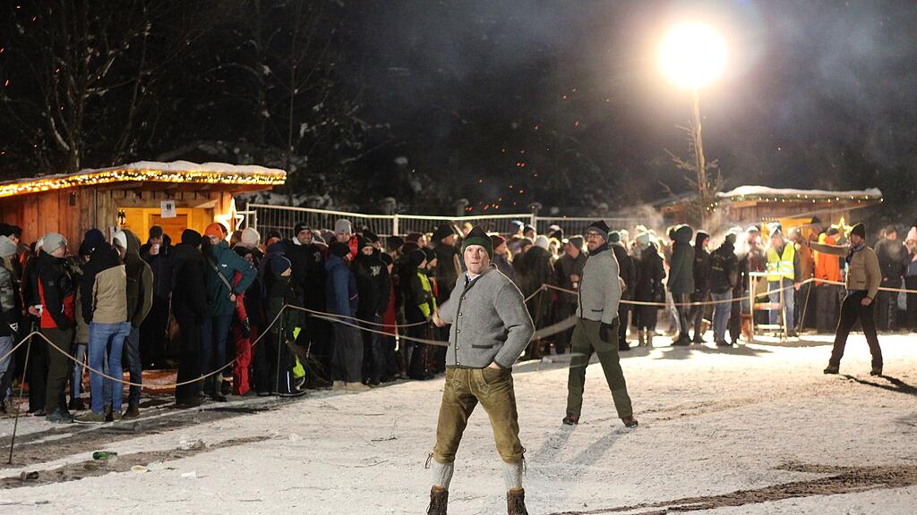 Perchten - Schaulauf H\u00fcttschlag