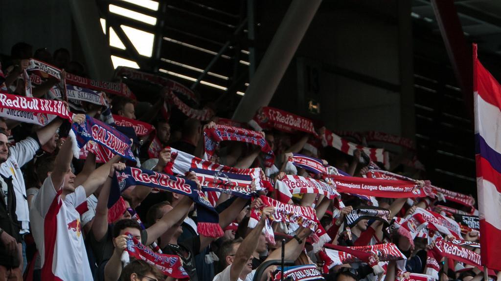 Red Bull - Sturm Graz, Stimmung, II