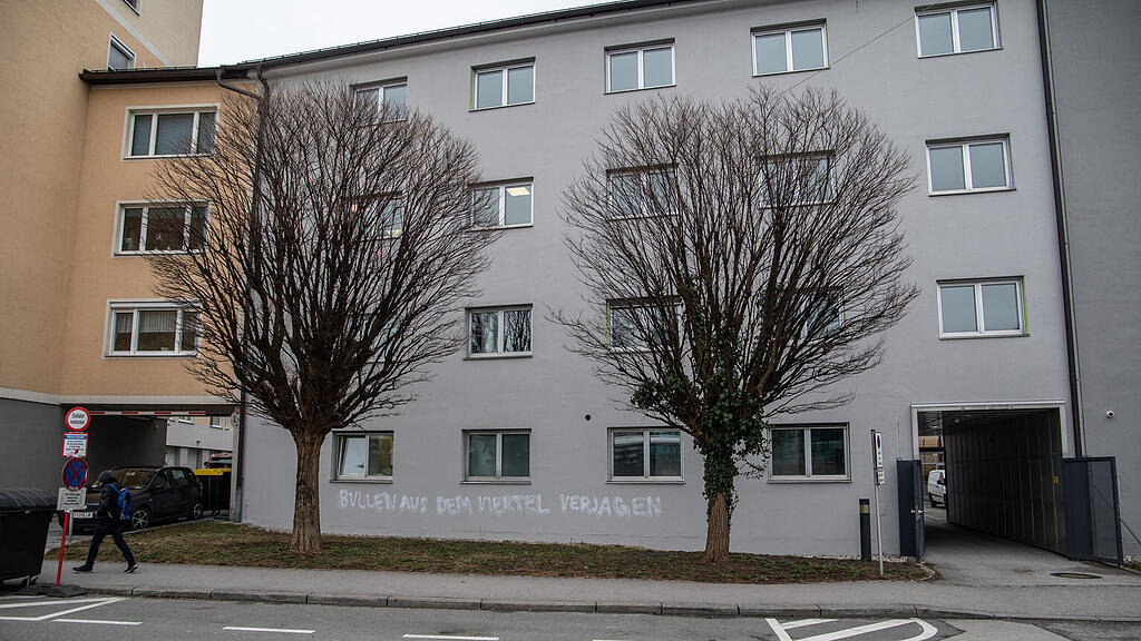 20200220_fmt_hass_schmiererei_polizeischule_mw-3.jpg