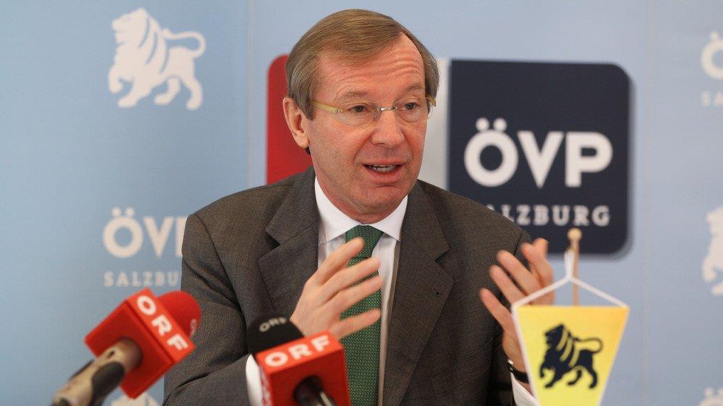 Haslauer teilt Plan mit