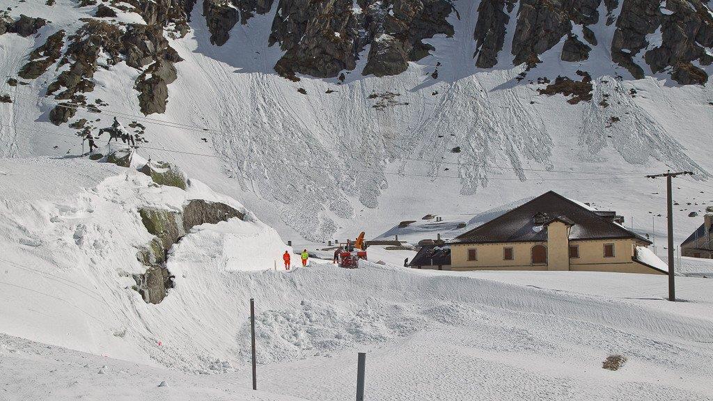 Schneeräumung am Gotthardpass